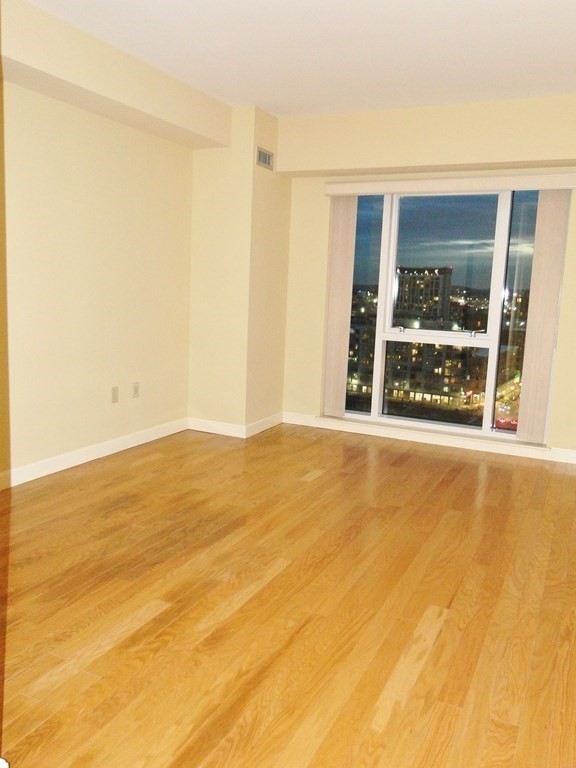 1 Nassau St, Midtown