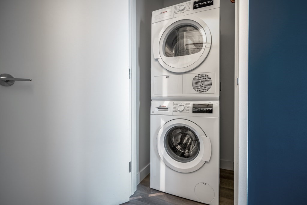 50 Causeway St, North End