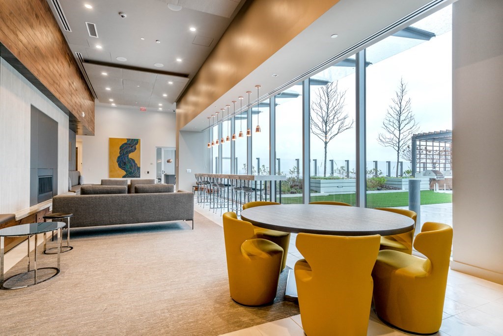 50 Causeway St, North End