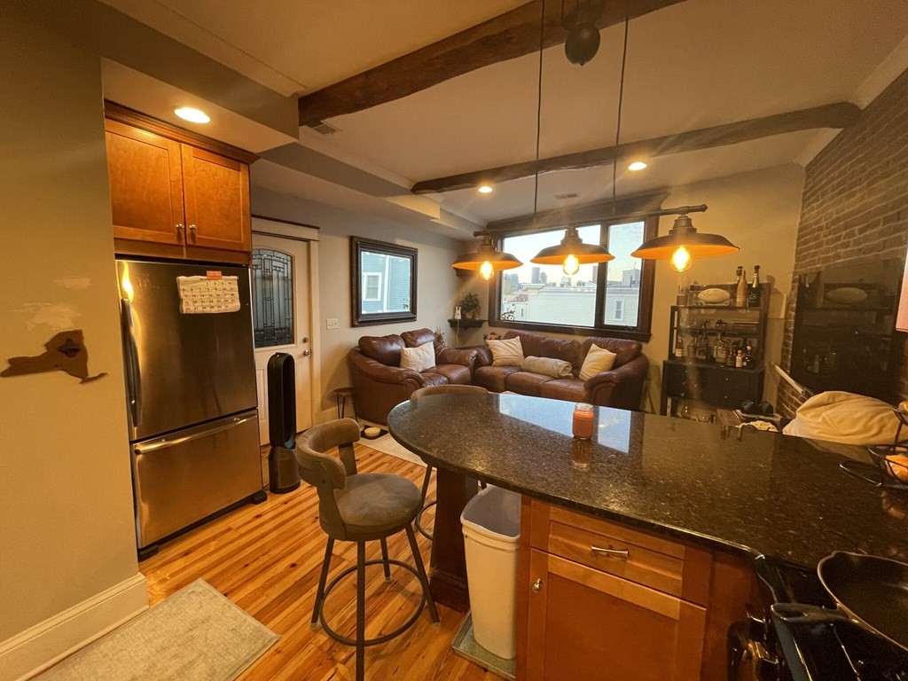 412 3rd St, South Boston