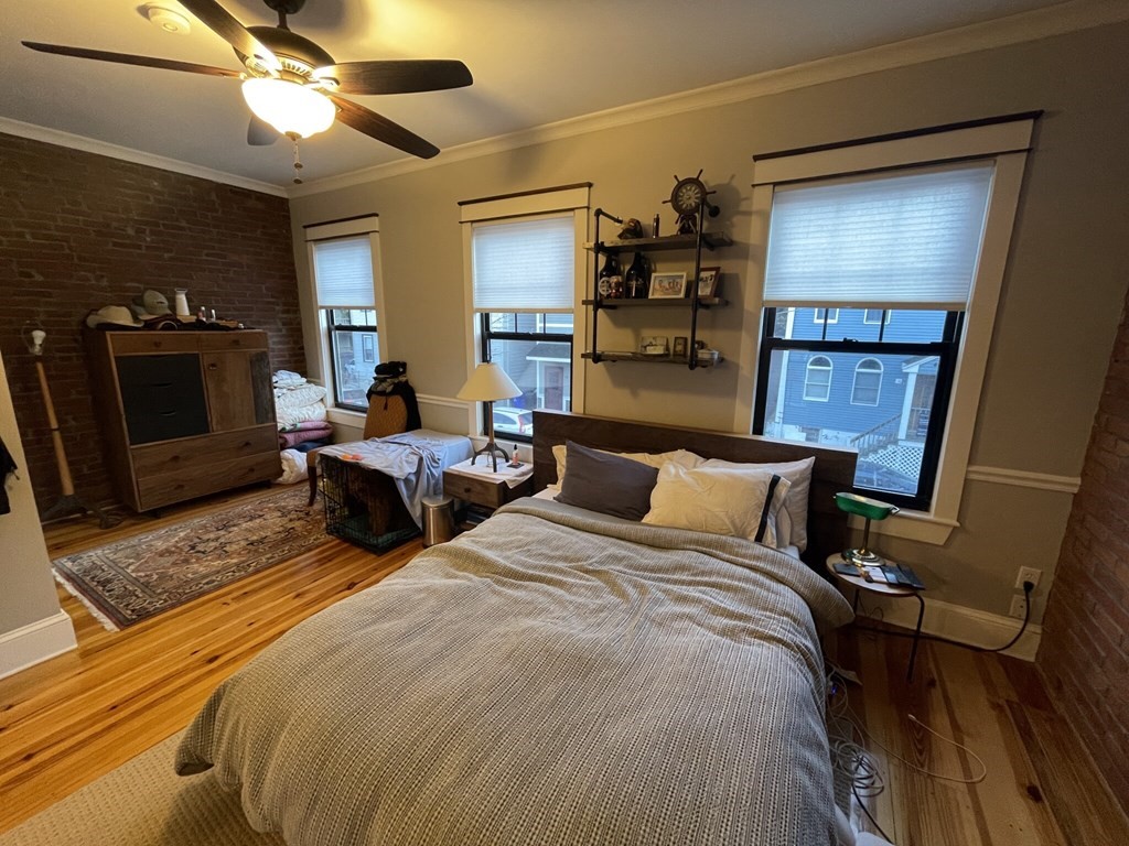 412 3rd St, South Boston