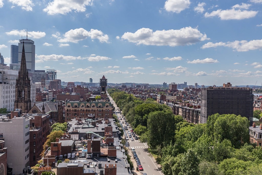 2 Commonwealth Ave, Back Bay
