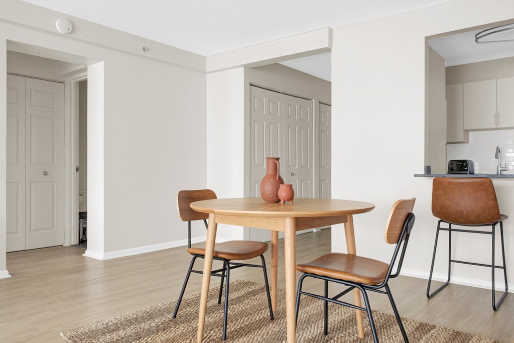 10 Emerson Pl, West End