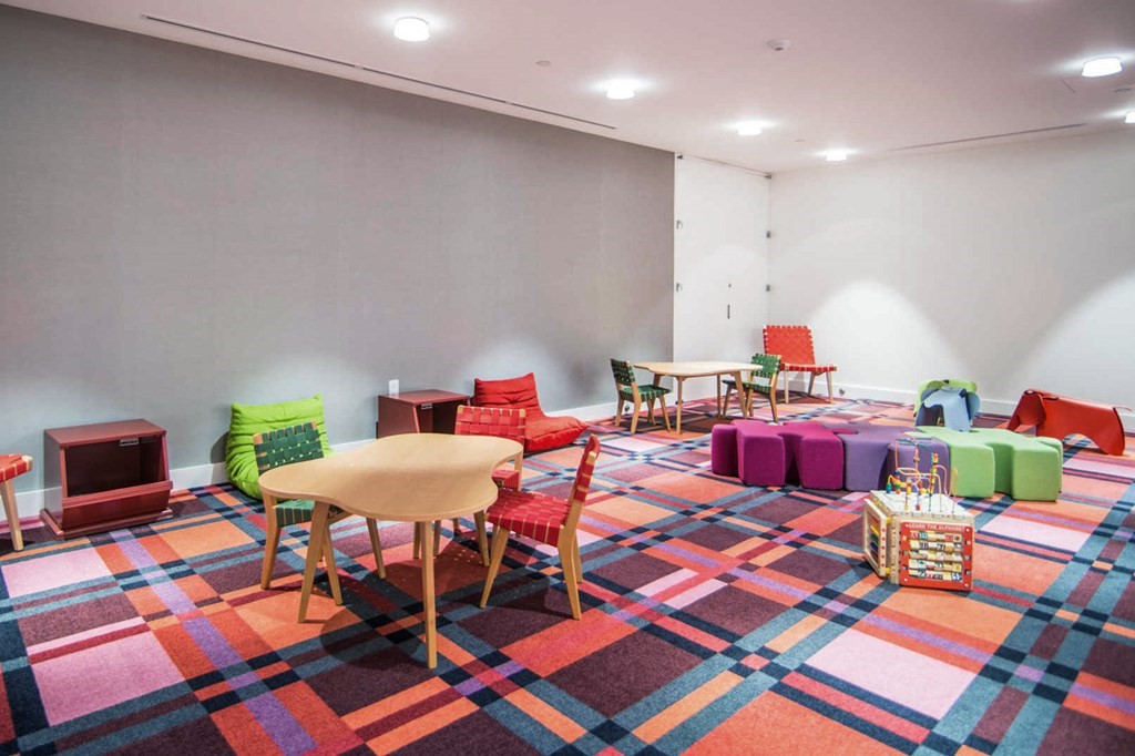 10 Emerson Pl, West End