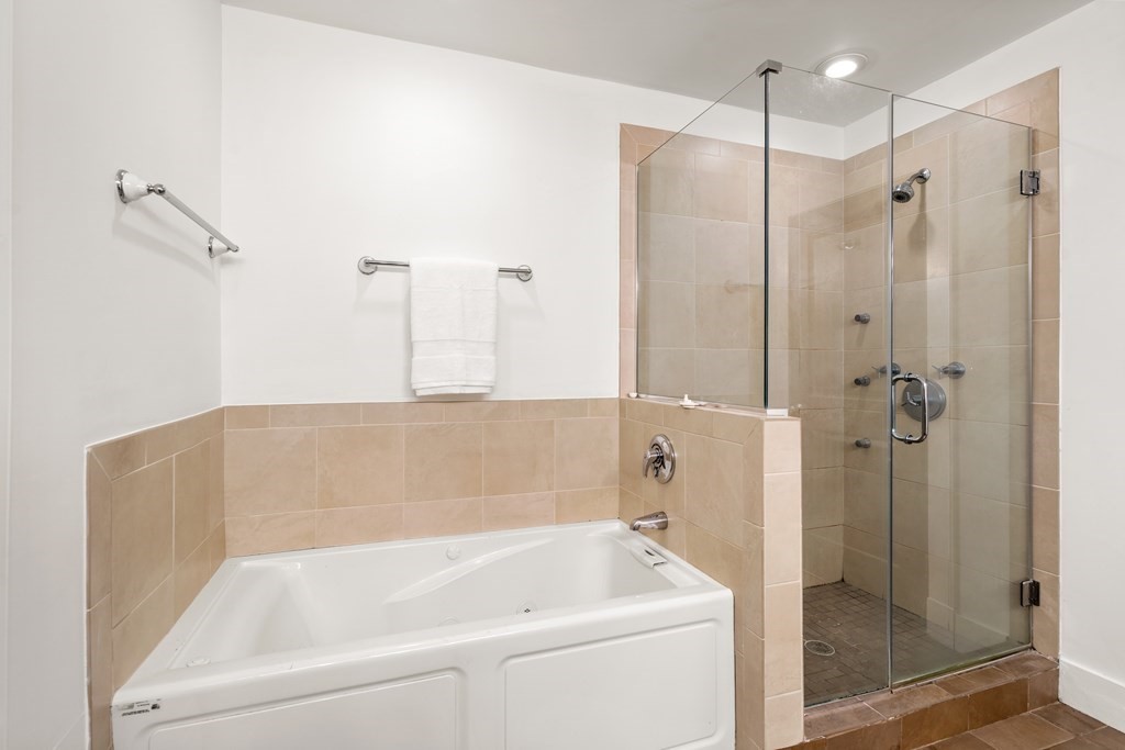 103 Russell St, Charlestown