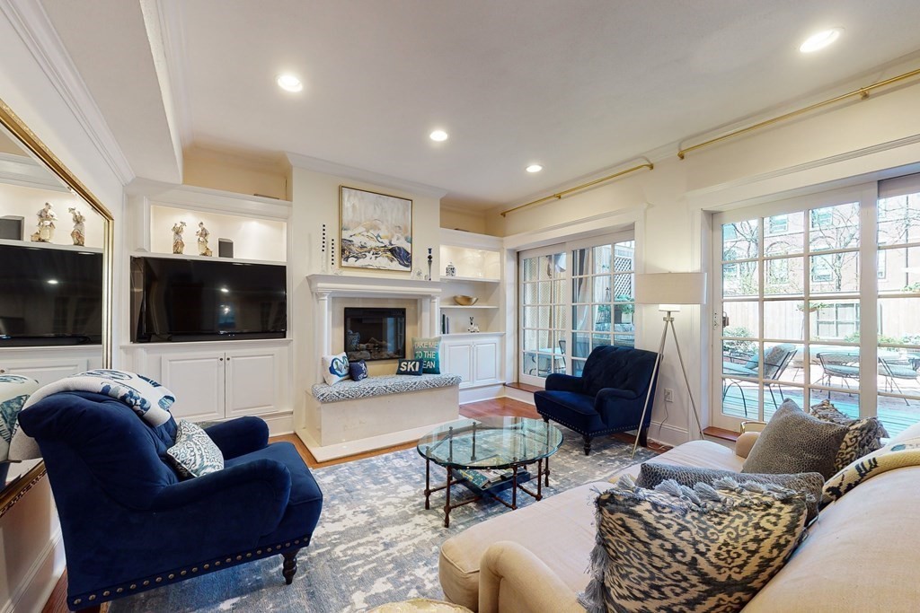 23 Pinckney St, Beacon Hill