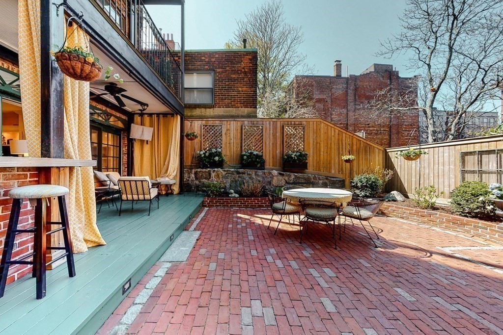 23 Pinckney St, Beacon Hill