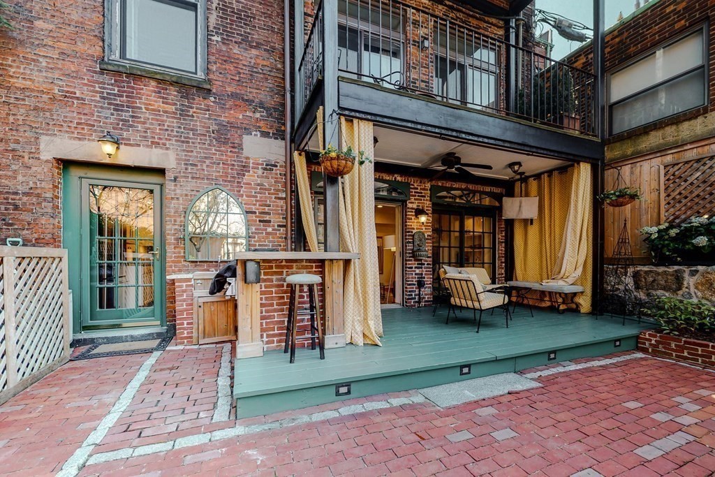 23 Pinckney St, Beacon Hill