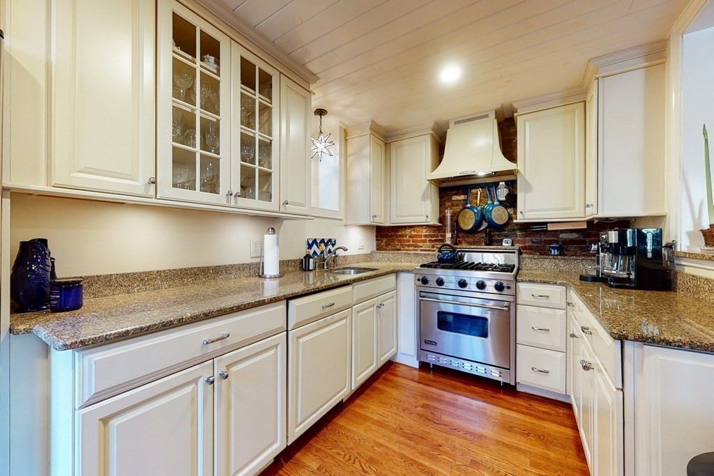 23 Pinckney St, Beacon Hill