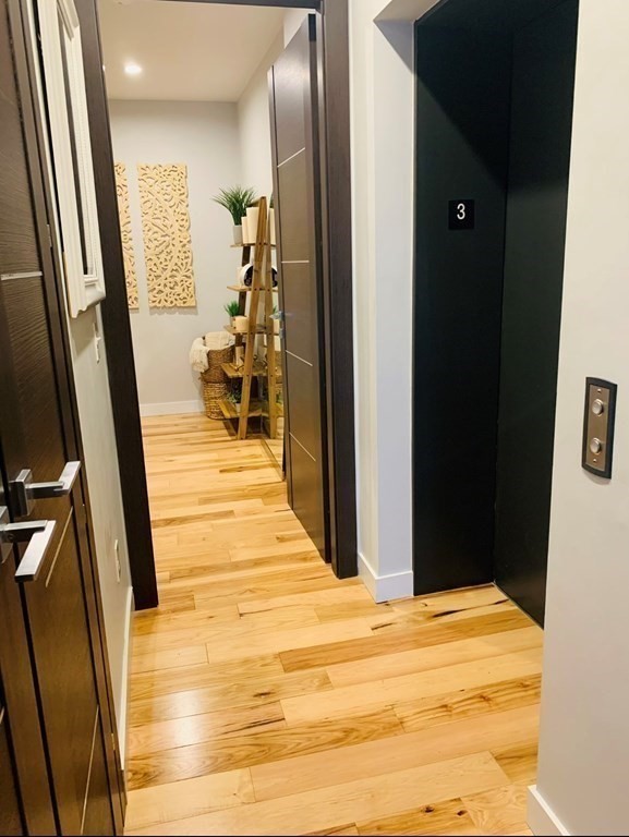 39 Lexington St, East Boston