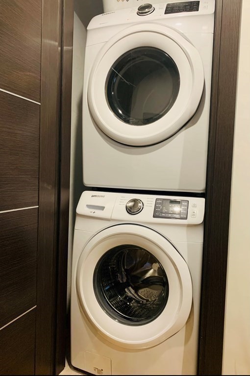 39 Lexington St, East Boston