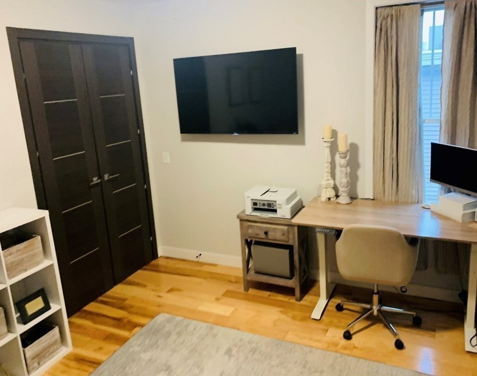 39 Lexington St, East Boston