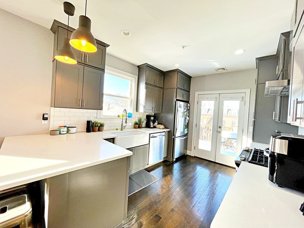 90 Bennington St, East Boston