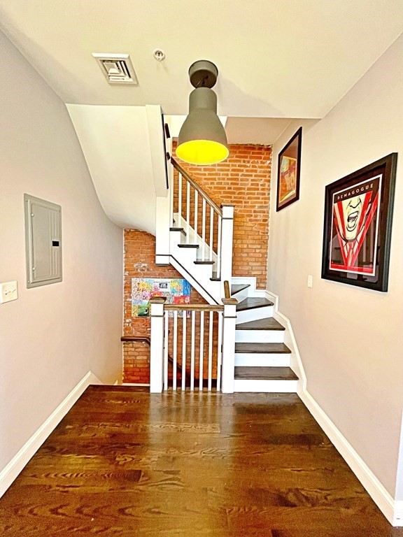 90 Bennington St, East Boston