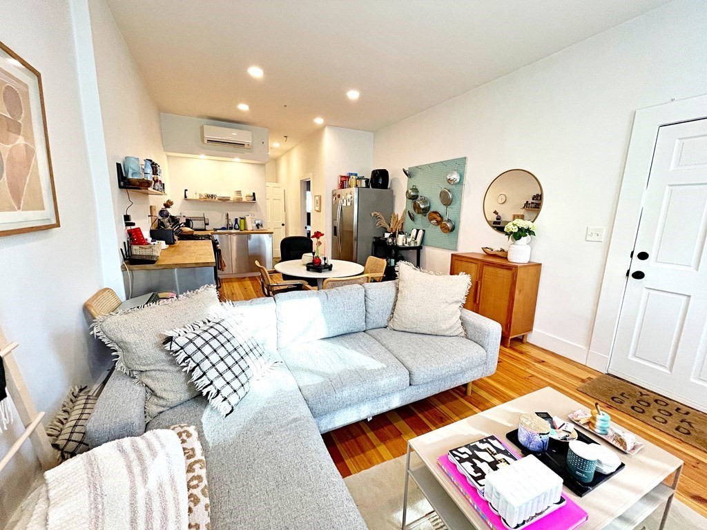 264 Sumner St, East Boston