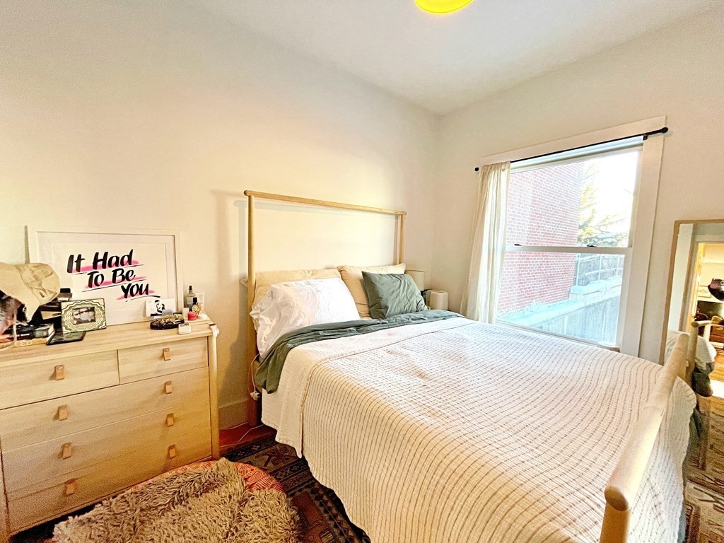 264 Sumner St, East Boston