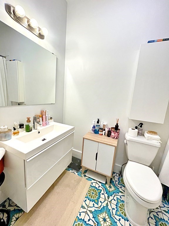 264 Sumner St, East Boston