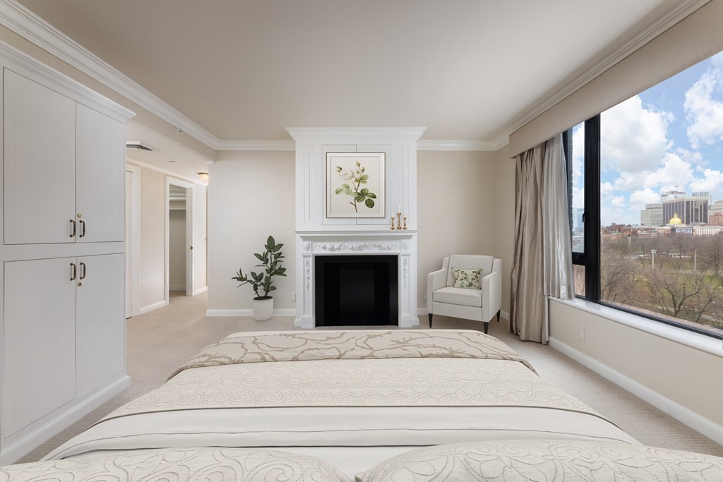 220 Boylston St, Back Bay