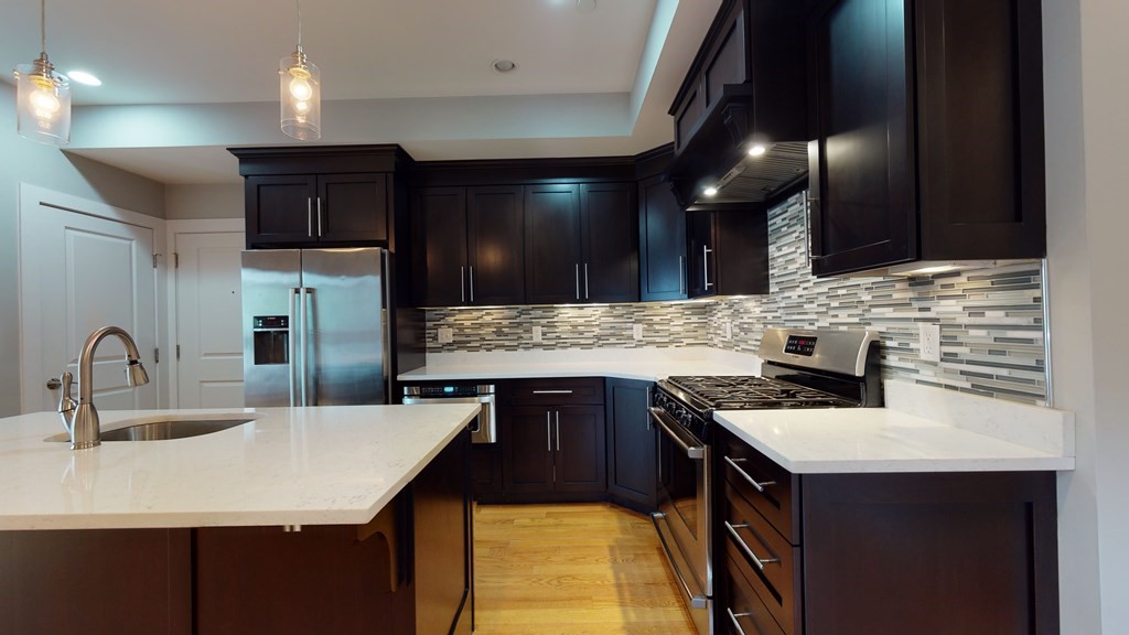 41 2nd St, South Boston