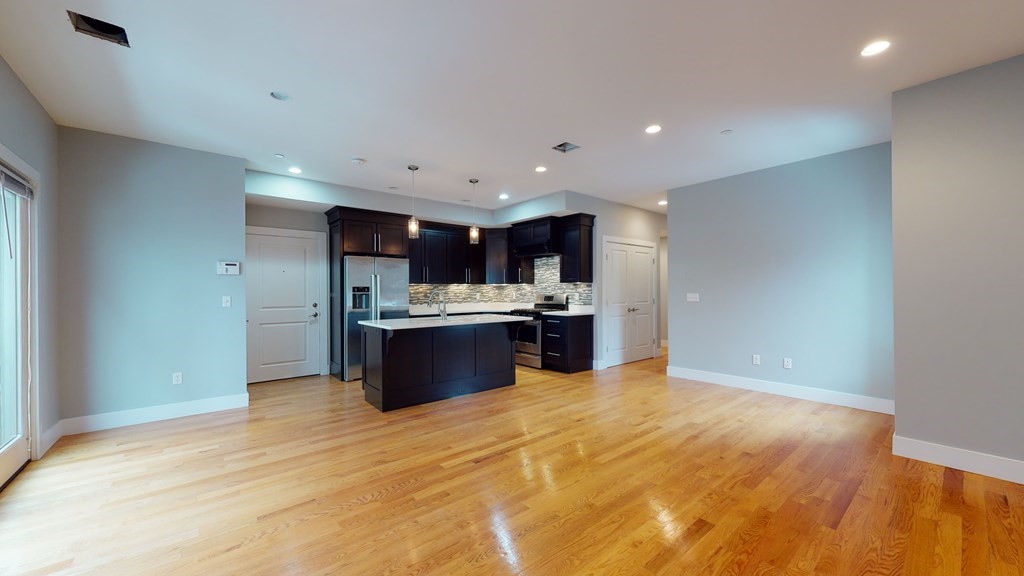 41 2nd St, South Boston