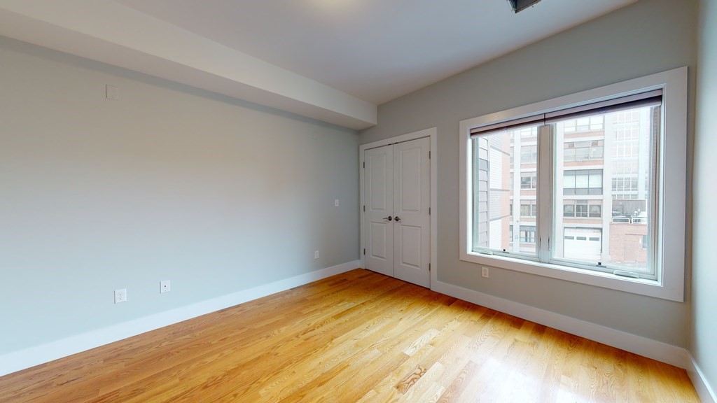 41 2nd St, South Boston