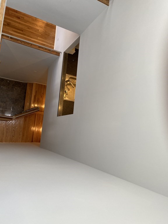 27 Bay State Rd, Fenway