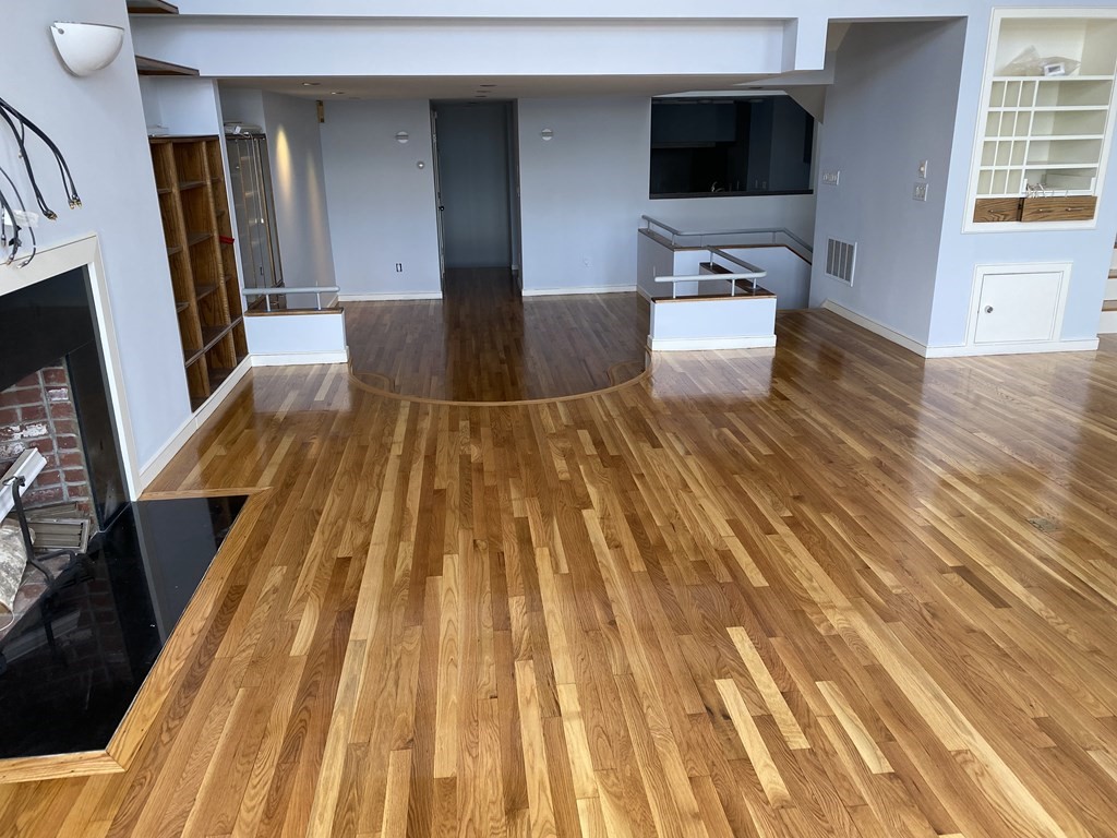 27 Bay State Rd, Fenway