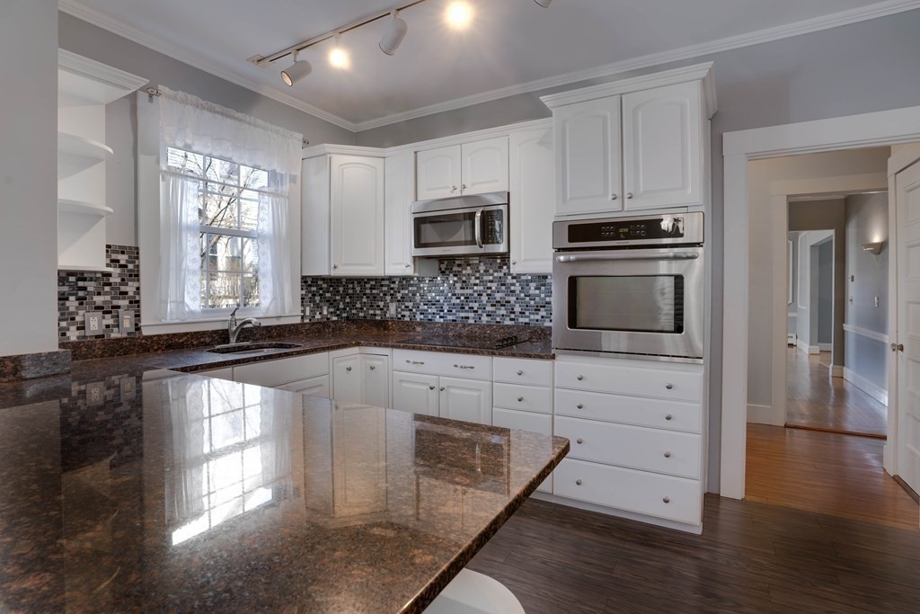 8 Prescott Rd, Diamond District