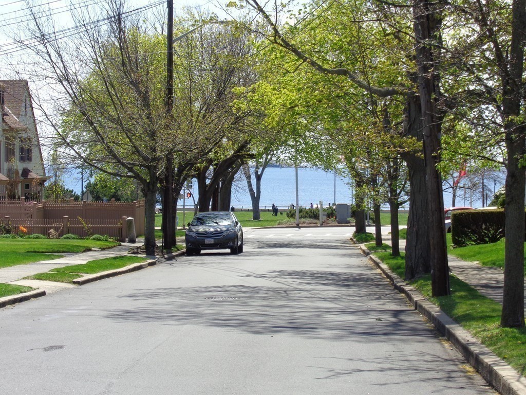 8 Prescott Rd, Diamond District