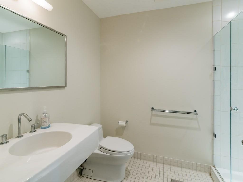 88 Kingston St, Midtown