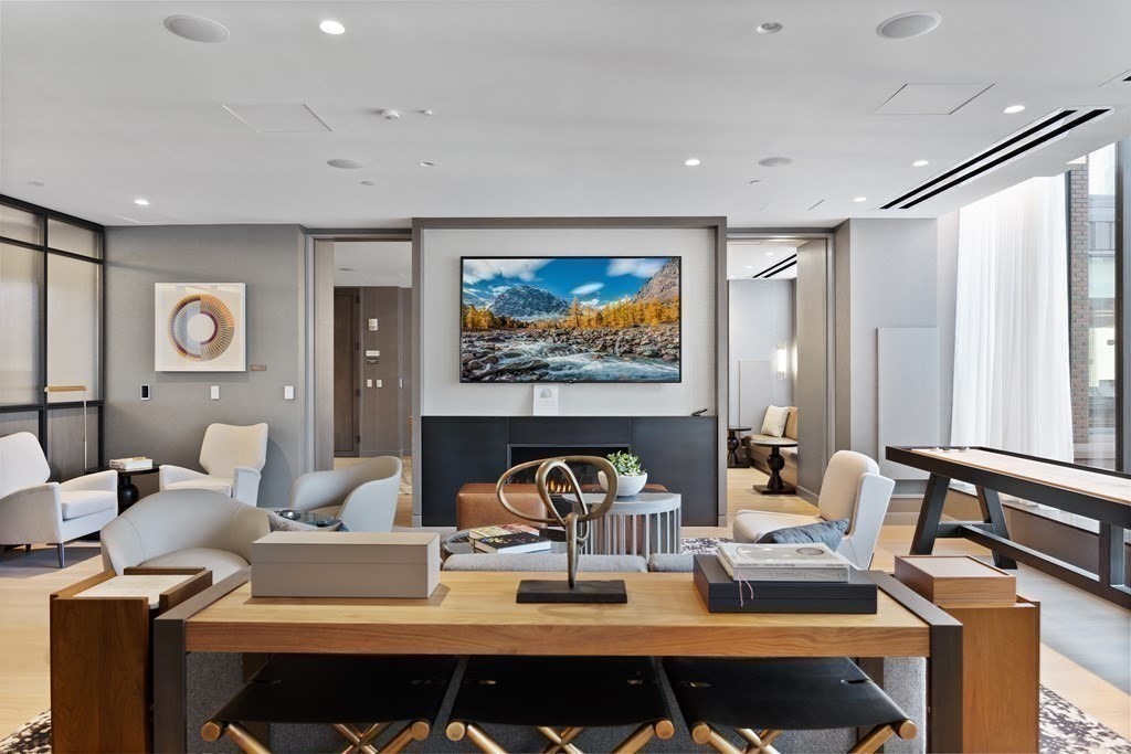 380 Harrison Ave, South End