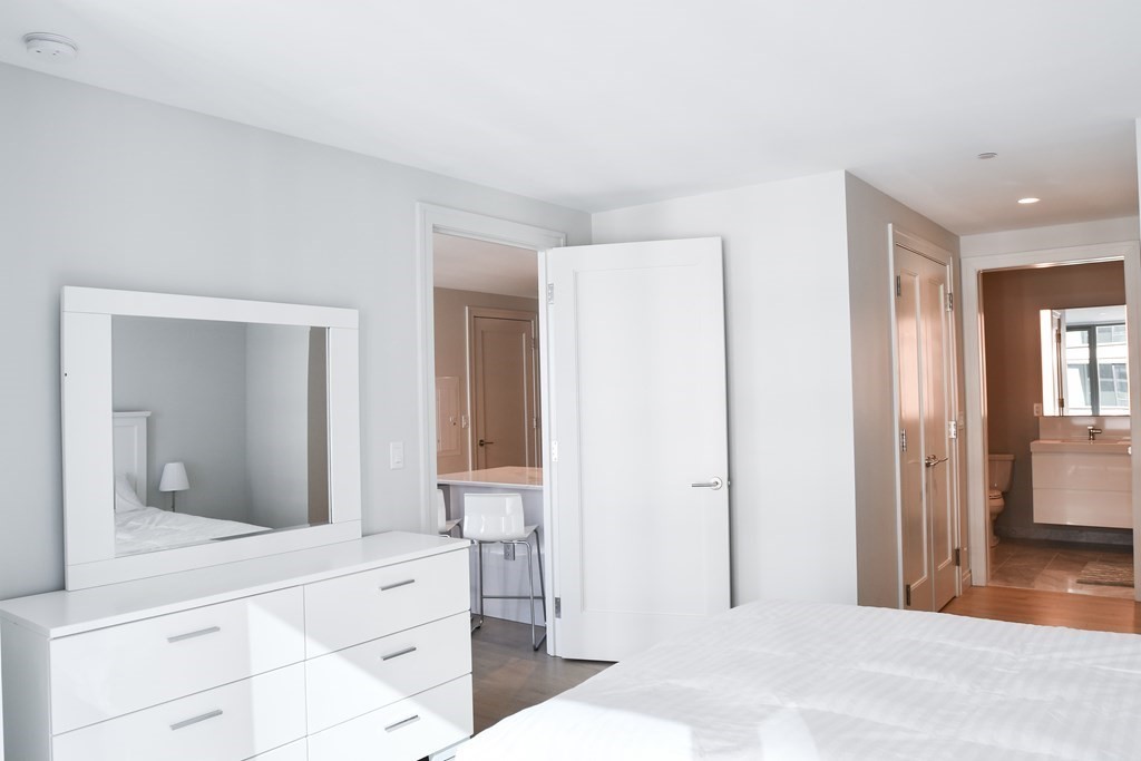 135 Seaport Blvd, Seaport District