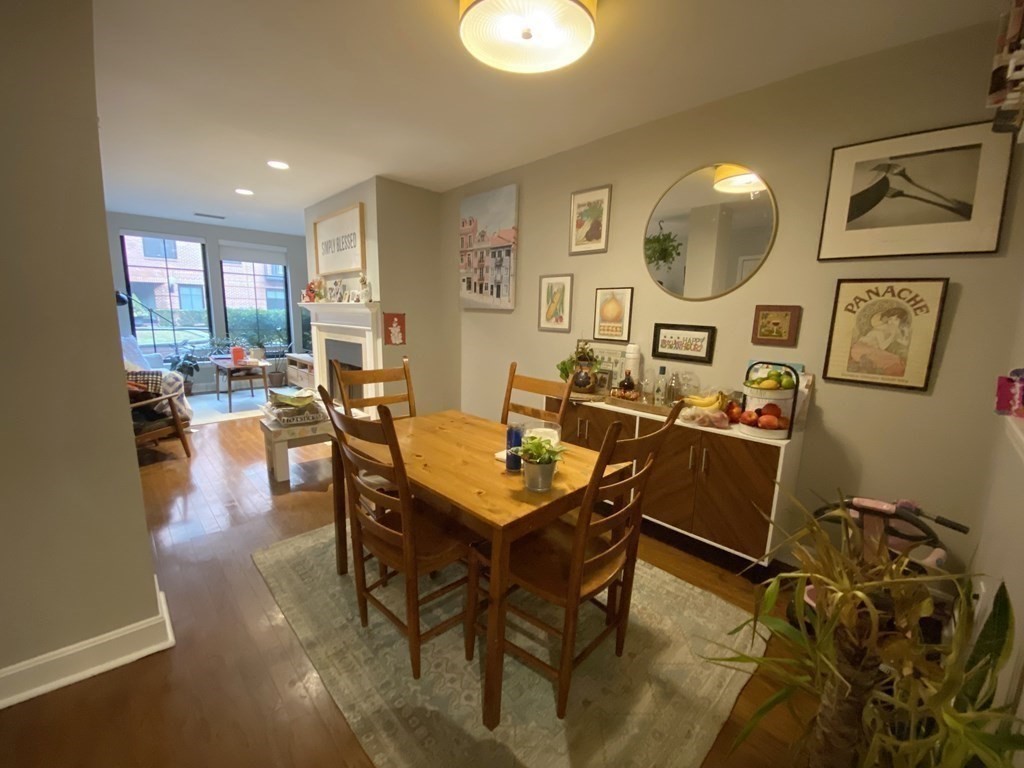 32 Garrison St, Back Bay