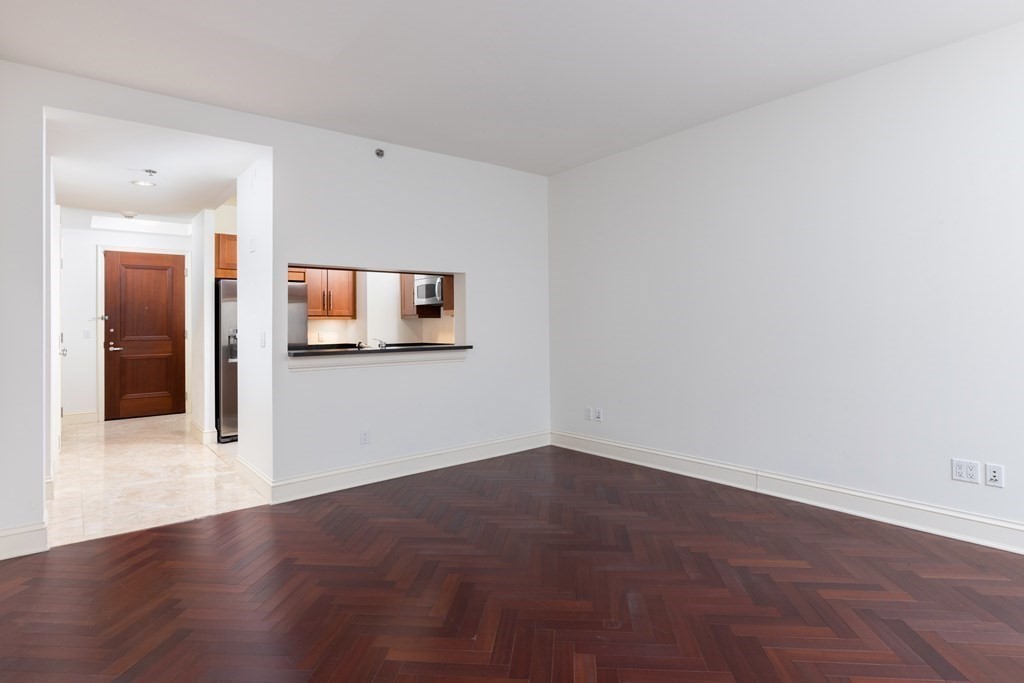 1 Charles St, Back Bay