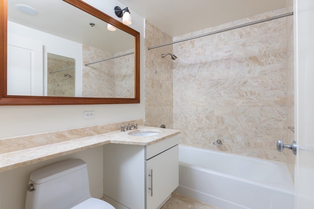 1 Charles St, Back Bay