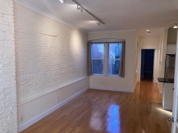 53 Garden St, Beacon Hill