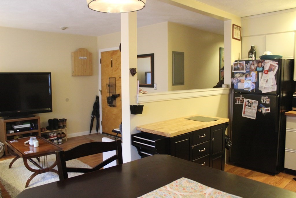 8 Wiget St, North End