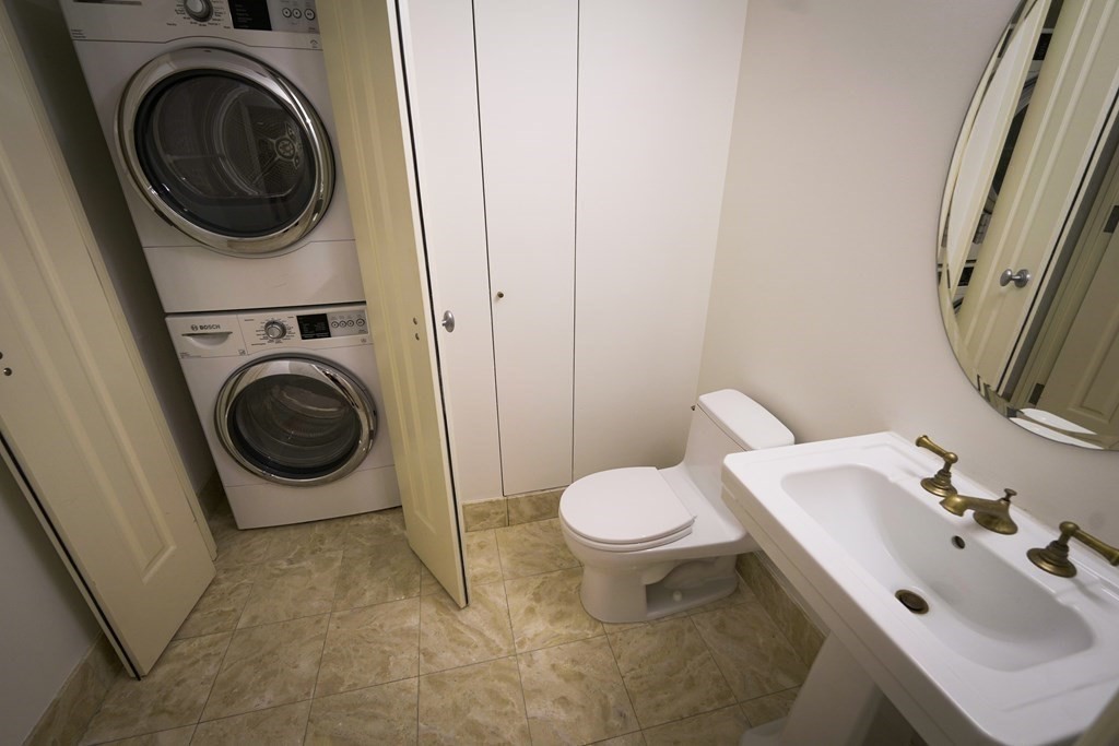 1 Charles St, Back Bay