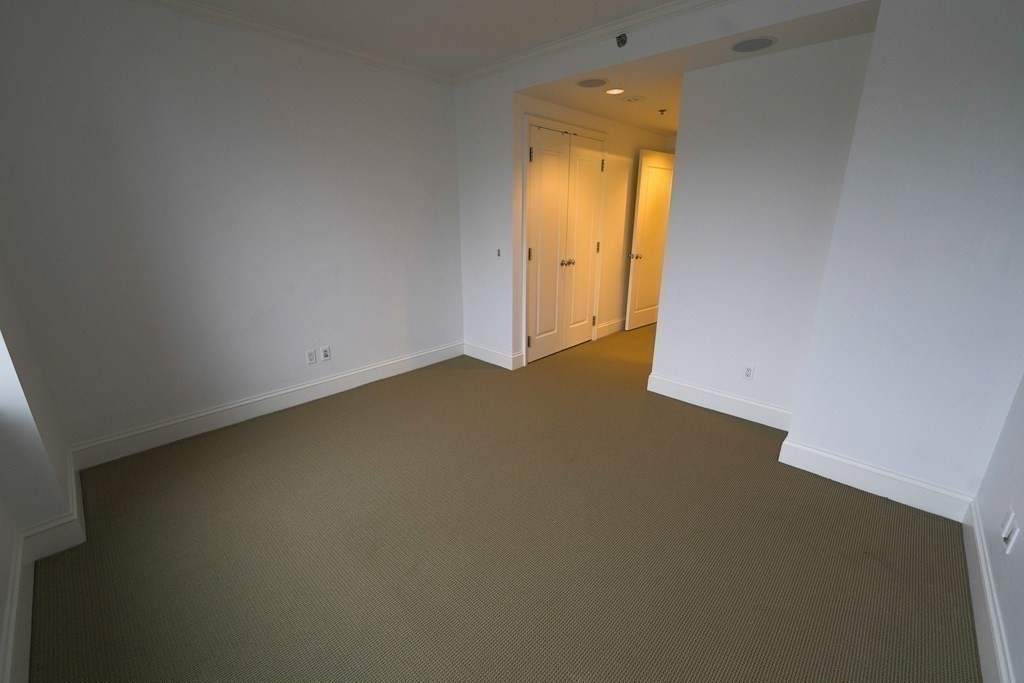 1 Charles St, Back Bay