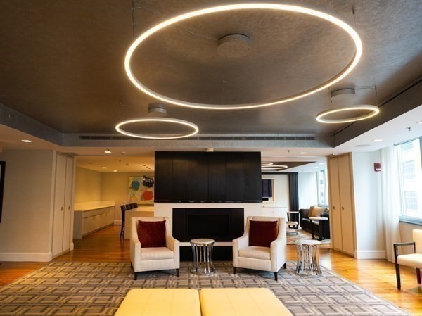 1 Charles St, Back Bay