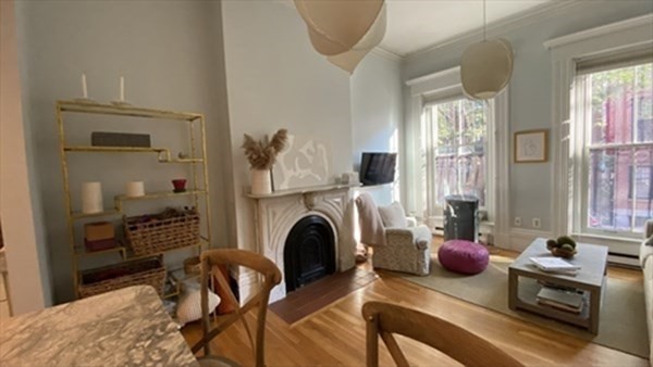 7 Dwight St, South End