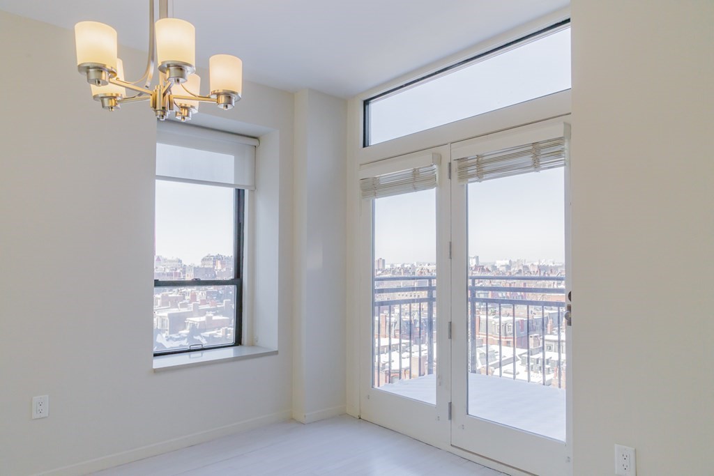 755 Boylston St, Back Bay