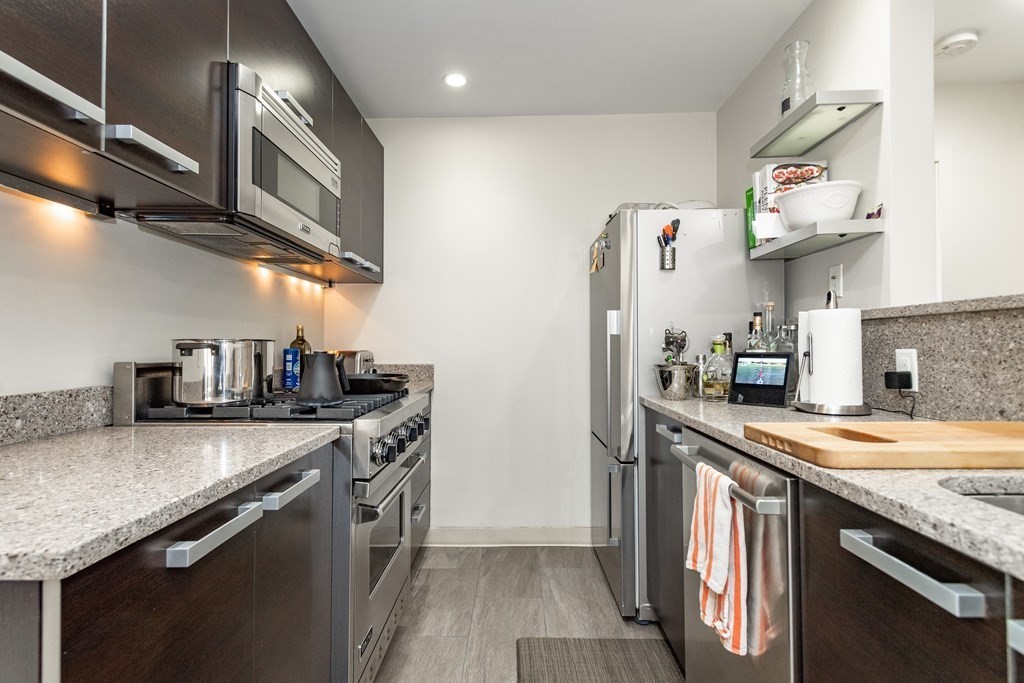 755 Boylston St, Back Bay