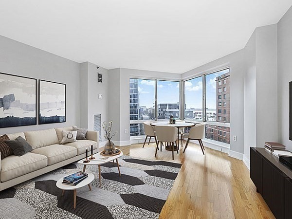 75 83 Cambridge Pkwy, Kendall Square