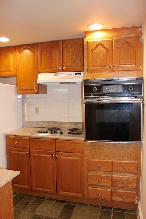 239 Commonwealth Ave, Back Bay