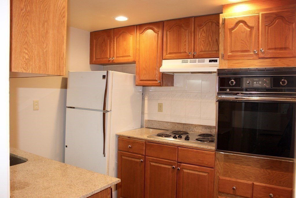 239 Commonwealth Ave, Back Bay