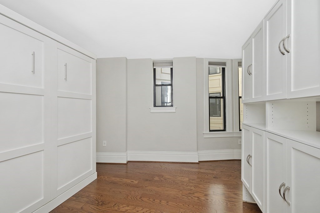 390 Commonwealth Ave, Back Bay