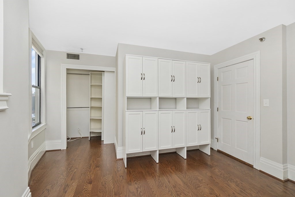 390 Commonwealth Ave, Back Bay