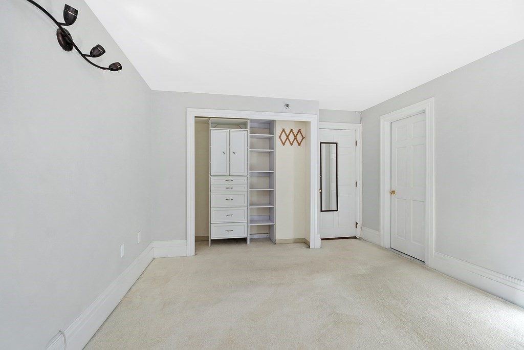 390 Commonwealth Ave, Back Bay