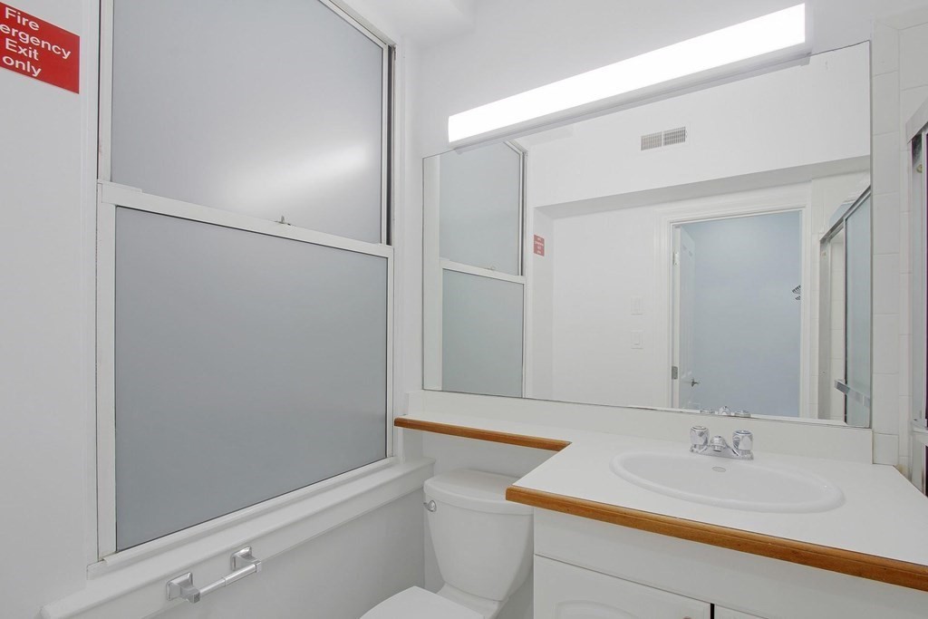 140 Boylston St, Midtown